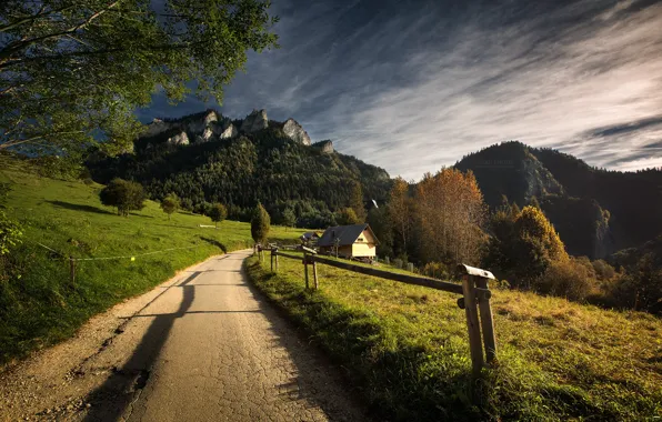 Picture road, autumn, landscape, mountains, nature, the fence, house, forest