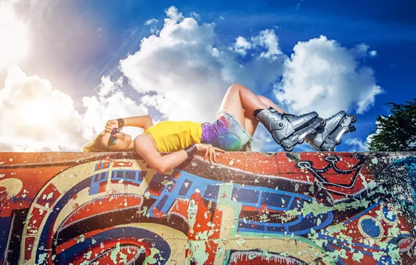 Picture style, graffiti, videos, Thais Silva