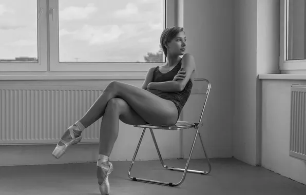 Picture monochrome, women, legs crossed, arms crossed, ballet slippers, Georgy Sapozhnikov