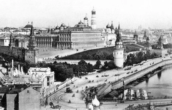 The Kremlin, black-and-white photograph, old Moscow, pre-revolutionary Russia, Moscow 19th century, big stone bridge, pre-revolutionary …