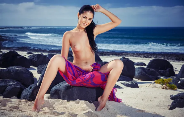 Sand, Sea, Beach, Girl, Chest, Look, Smile, Model