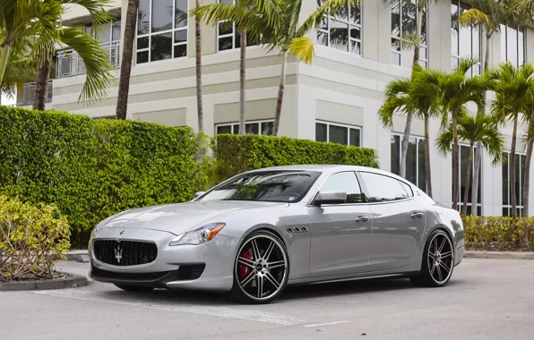 Maserati, Quattroporte, Street