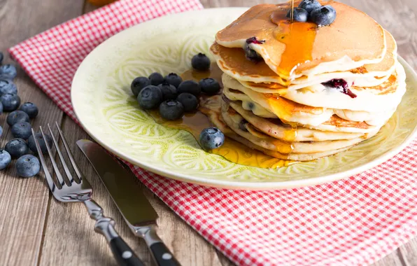 Berries, table, blueberries, honey, dishes, honey, pancakes, pancakes