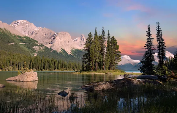 Canada, Jasper National Park, Maligne Lake, Spirit Island