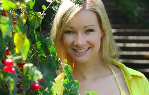 Girl, green eyes, long hair, smile, beautiful, pretty, lips, face