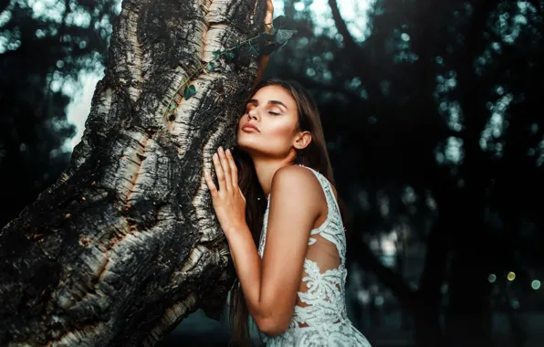 Picture girl, tree, mood, Monse Brown