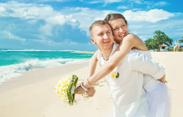 Sea, beach, bouquet, beach, sea, bouquet, a couple in love, couple in love