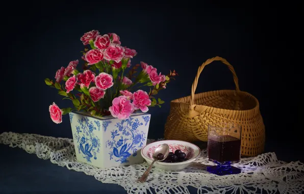 Picture cherry, glass, basket, clove