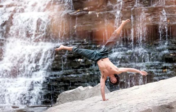 Waterfall, dancer, Michael Demski