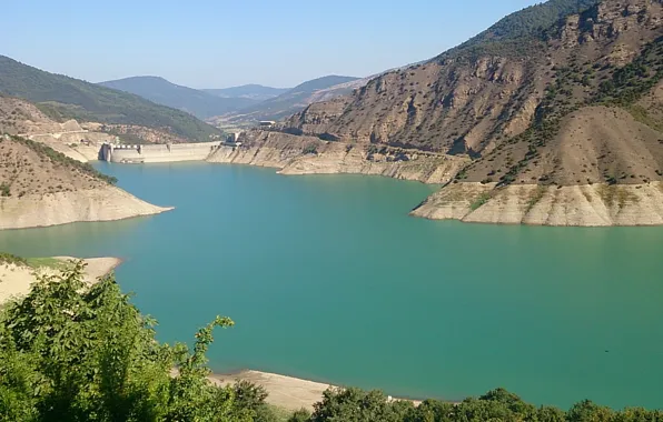 Green, River, Dom, Sari