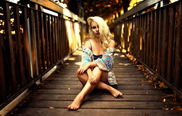 Picture bridge, denise, legs, Miro Hofmann