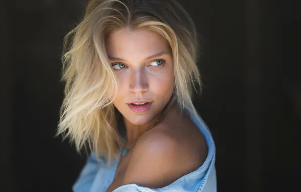 Look, portrait, charm