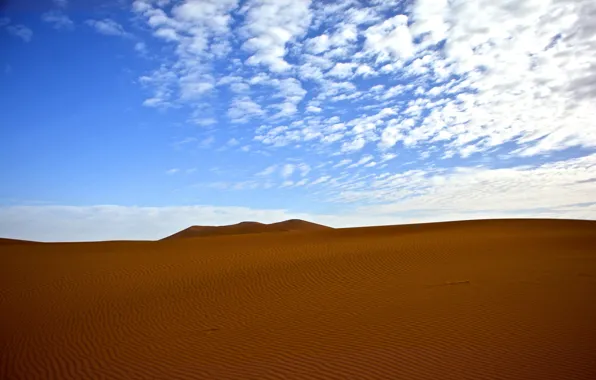 Sand, the sky, clouds, desert, barkhan