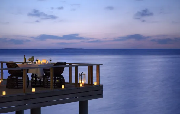 Picture mood, the ocean, wine, the evening, candles, super, dinner