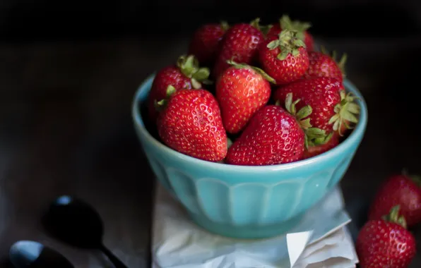 Berries, strawberry, juicy