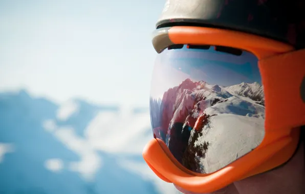 Mountains, pearls, goggles Snow