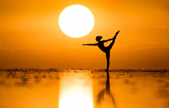 Picture sea, the sun, sunset, mood, dance, Kim Henry