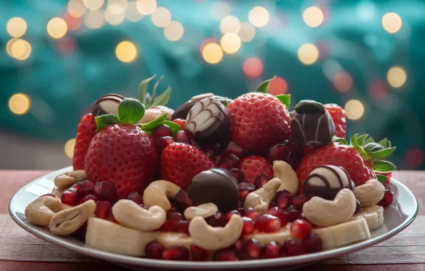 Berries, strawberry, candy, dessert, bokeh