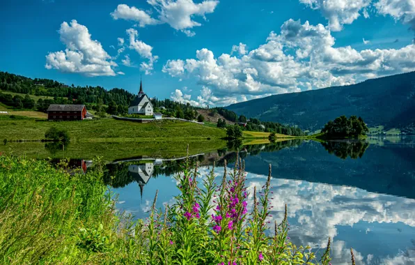 Picture mountains, Norway, Church