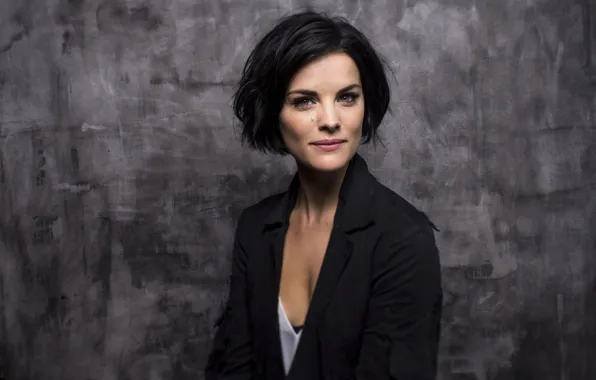 Girl, Look, Smile, Girl, Actress, Brunette, Brunette, Smile