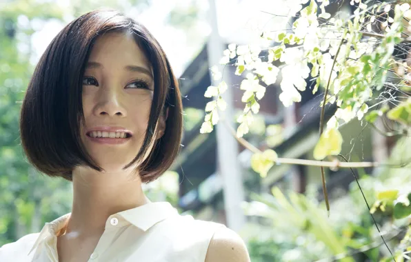 Asian, Model, Smile, pretty, Woman, Close Up, Close Shot, Shorthair