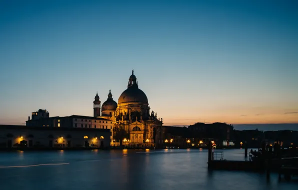 Picture city, lights, cathedral, Italy, sunset, photographer, water, evening