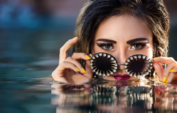 Picture eyes, look, water, girl, face, style, hands, makeup