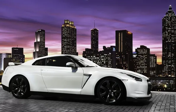 Picture the city, the evening, Nissan GTR