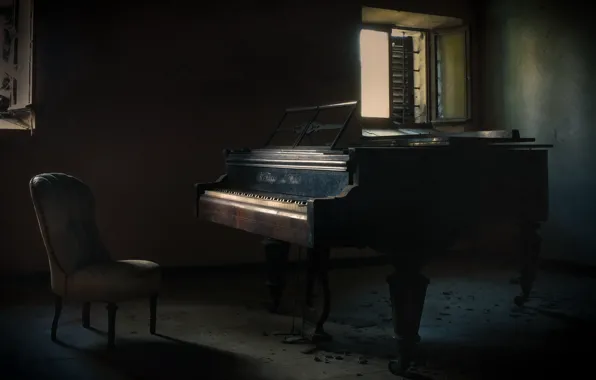 Room, chair, piano