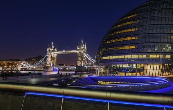 Picture light, night, river, England, London, UK, railings, Thames
