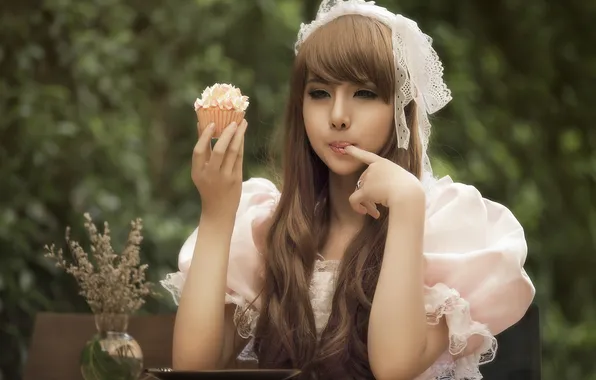 Girl, the sweetness, Asian