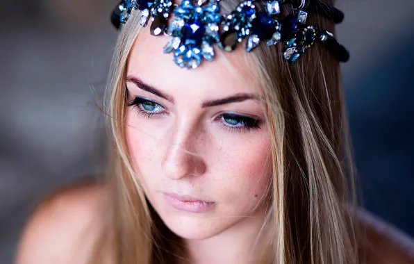 Picture decoration, portrait, sponge, blue-eyed, curls