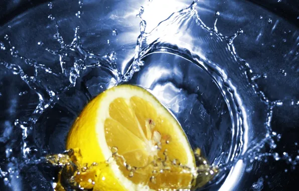 Water, lemon, tea