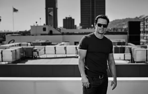 Picture roof, jeans, glasses, t-shirt, actor, black and white, journal, Mark Wahlberg