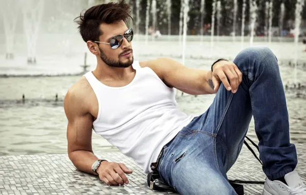 Picture Mike, glasses, lies, guy