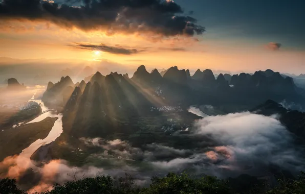 Clouds, rays, mountains, The sun, mountains, clouds, rays, sun