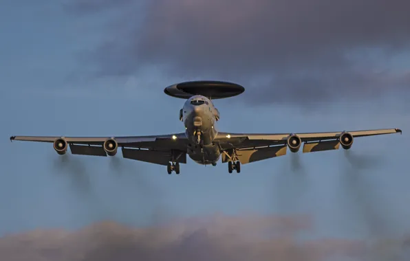 The plane, far, detection, radar, Sentry, Boeing E-3