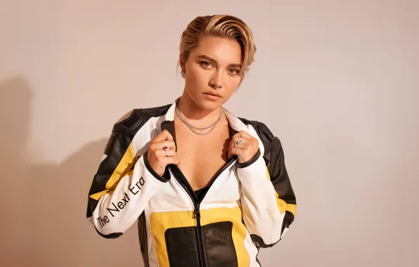 Picture look, girl, face, pose, photo, hands, jacket, chain