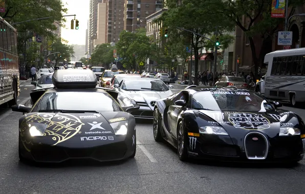 Picture auto, trees, machine, people, traffic light, veyron, bus, bugatti