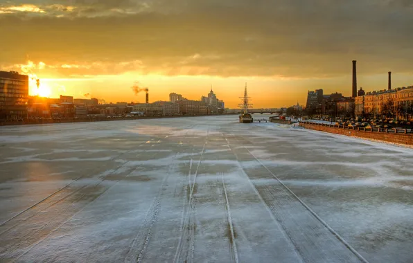 Saint Petersburg, Neva, February