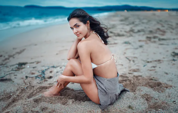 Sand, sea, beach, look, girl, pose, skirt, hands