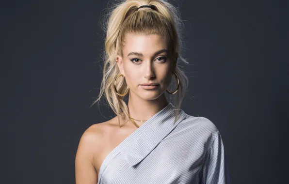 Look, model, Hailey Baldwin