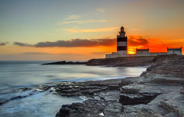 Picture sea, night, lighthouse