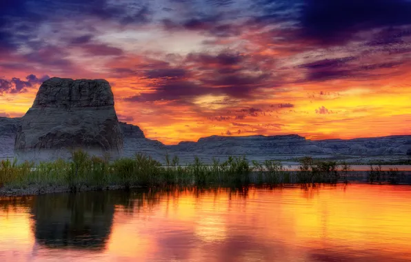 The sky, grass, rocks, AZ, Utah, USA, lake Powell, the Glen canyon