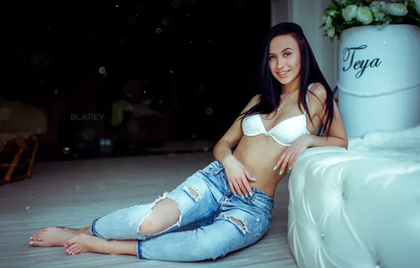 Look, sexy, pose, model, bed, jeans, makeup, figure