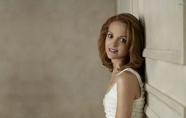 Redhead, actress, Mays, Jayma