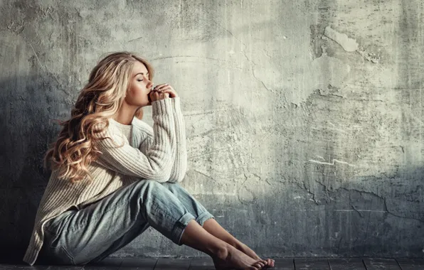 Picture pose, wall, model, portrait, jeans, makeup, hairstyle, blonde