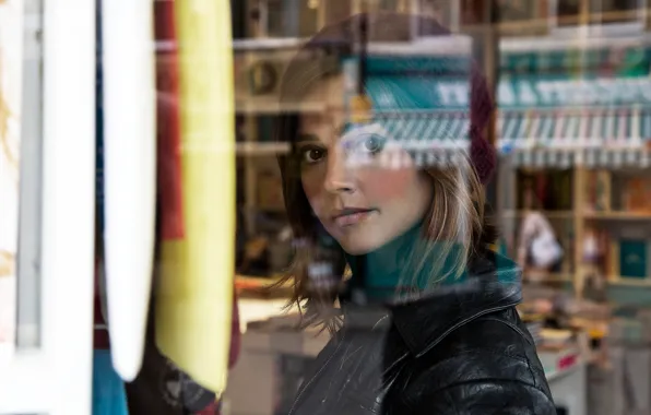 Glass, girl, hat, actress, photoshoot, Doctor Who, 2015, Jenna Coleman