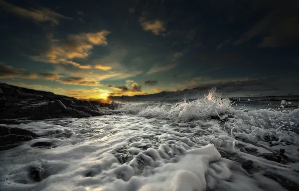 Picture winter, wave, foam, water, the sun, snow, stones, horizon