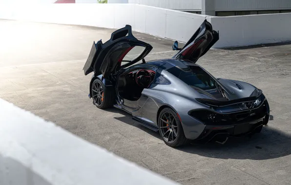 McLaren, McLaren P1, 2015